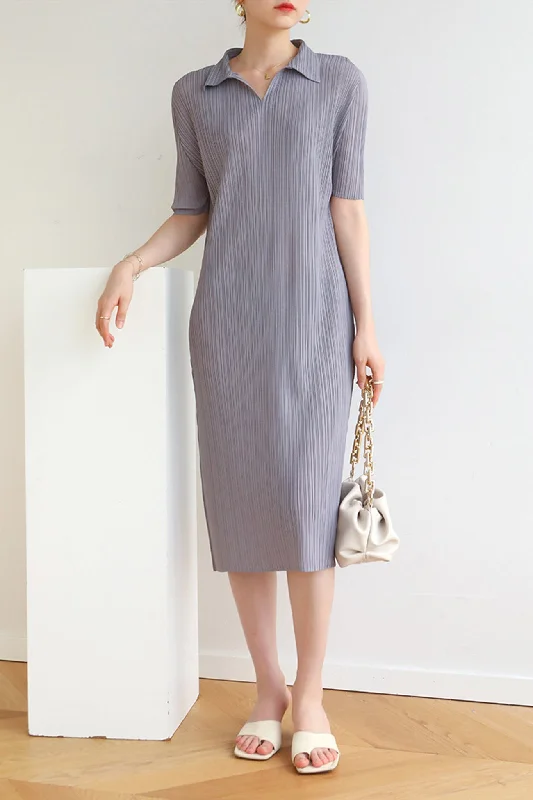 Midi dresses with V - necklines for a flattering and elongating effect Striped Polo Neck Full Pleated Dress Midi dresses with V - necklines for a flattering and elongating effect Striped Polo Neck Full Pleated Dress