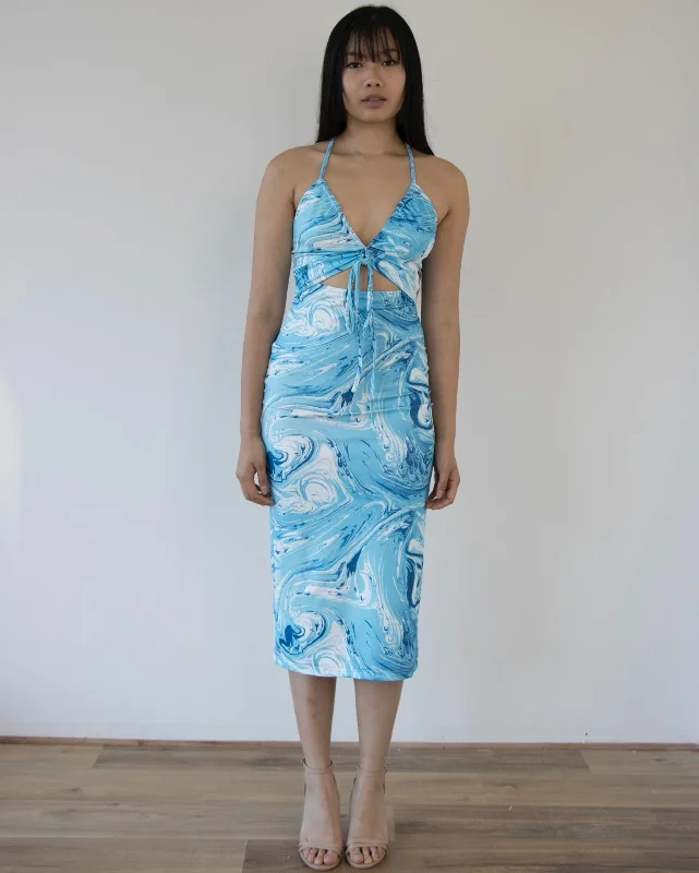 Plaid midi dresses for a fall - themed family gathering CLAIRA MIDI DRESS -BLUE