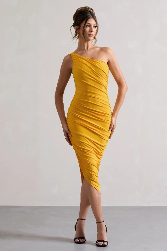 Midi dresses with keyhole backs for a flirty and unexpected detail Dorit | Yellow One Shoulder Asymmetric Ruched Midi Dress Midi dresses with keyhole backs for a flirty and unexpected detail Dorit | Yellow One Shoulder Asymmetric Ruched Midi Dress