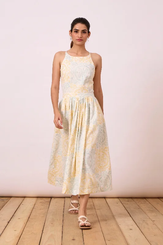 Shift Women Dress with a Simple and Classic Design for Everyday Wear Shift Women Dress with a Simple and Classic Design for Everyday Wear Josephine - Block Print Shift Women Dress with a Simple and Classic Design for Everyday Wear Shift Women Dress with a Simple and Classic Design for Everyday Wear Josephine - Block Print
