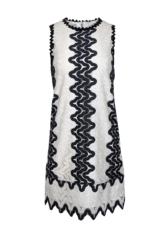 Printed Abstract Women Dress for a Modern and Artistic Appeal Printed Abstract Women Dress for a Modern and Artistic Appeal Kate Spade - Ivory & Black Lace Sleeveless Shift Dress Sz 0 Printed Abstract Women Dress for a Modern and Artistic Appeal Printed Abstract Women Dress for a Modern and Artistic Appeal Kate Spade - Ivory & Black Lace Sleeveless Shift Dress Sz 0