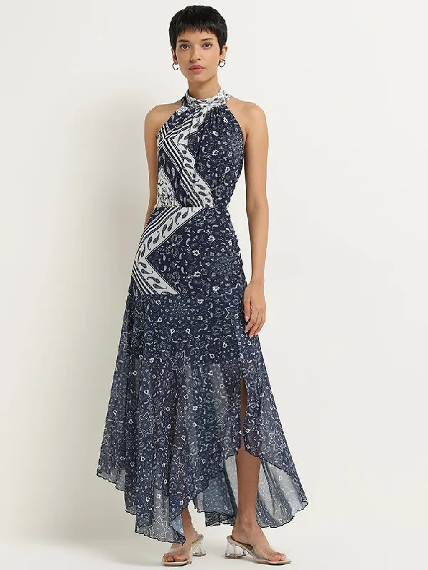 Little Black Women Dress with Sequins for a Glamorous Night Out Little Black Women Dress with Sequins for a Glamorous Night Out LOV Navy Paisley Printed Maxi Dress Little Black Women Dress with Sequins for a Glamorous Night Out Little Black Women Dress with Sequins for a Glamorous Night Out LOV Navy Paisley Printed Maxi Dress