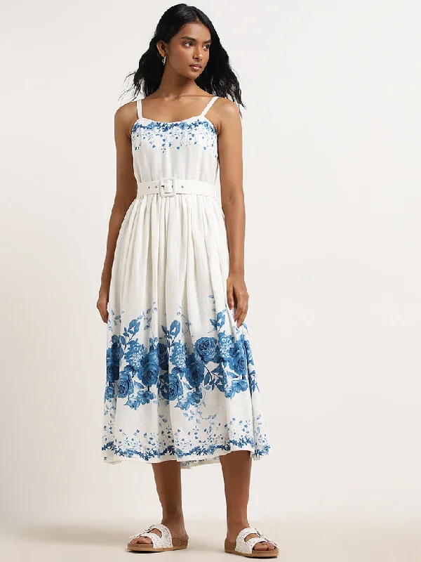 Long - Sleeve Women Dress in Velvet for a Luxurious Winter Look Long - Sleeve Women Dress in Velvet for a Luxurious Winter Look LOV White Floral Printed A-Line Blended Linen Dress Long - Sleeve Women Dress in Velvet for a Luxurious Winter Look Long - Sleeve Women Dress in Velvet for a Luxurious Winter Look LOV White Floral Printed A-Line Blended Linen Dress