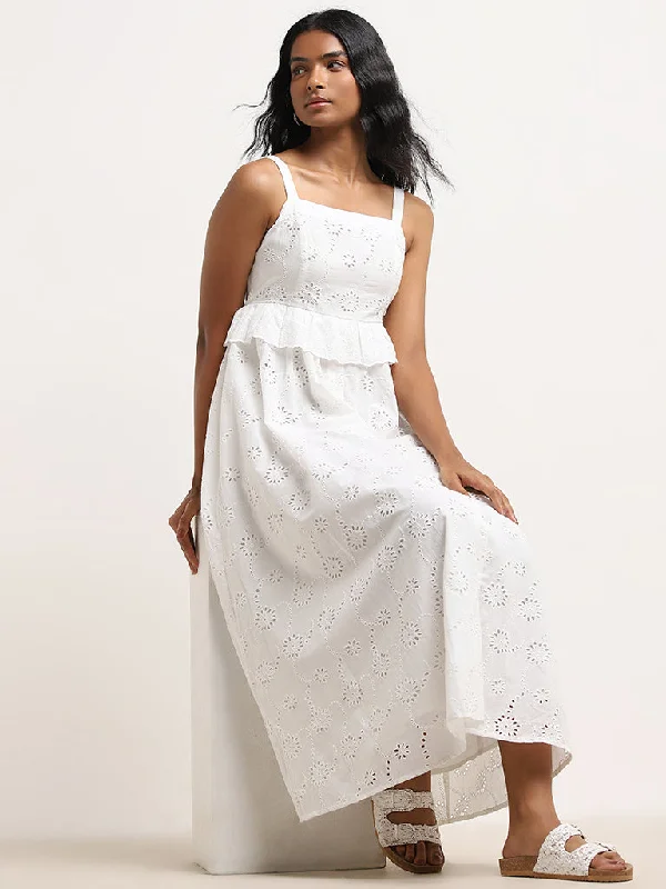 Printed Abstract Women Dress for a Modern and Artistic Appeal Printed Abstract Women Dress for a Modern and Artistic Appeal LOV White Schiffli Design A-Line Cotton Dress Printed Abstract Women Dress for a Modern and Artistic Appeal Printed Abstract Women Dress for a Modern and Artistic Appeal LOV White Schiffli Design A-Line Cotton Dress