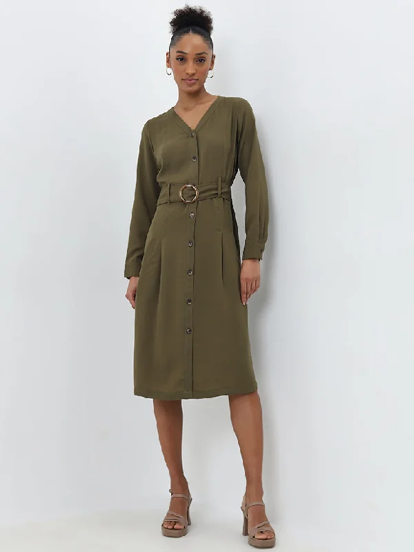 Maxi Women Dress with Floral Print for a Bohemian Vibe Maxi Women Dress with Floral Print for a Bohemian Vibe Wardrobe Olive A-Line Dress with Belt Maxi Women Dress with Floral Print for a Bohemian Vibe Maxi Women Dress with Floral Print for a Bohemian Vibe Wardrobe Olive A-Line Dress with Belt