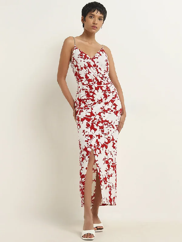 Mini Women Dress with a Short Hem for a Young and Trendy Style Mini Women Dress with a Short Hem for a Young and Trendy Style Wardrobe Red Floral Printed Slip Dress Mini Women Dress with a Short Hem for a Young and Trendy Style Mini Women Dress with a Short Hem for a Young and Trendy Style Wardrobe Red Floral Printed Slip Dress