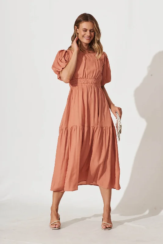 Stargazer Midi Dress In Peach