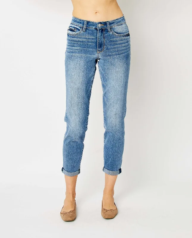 Women's tall - length straight pants Skinny women jeans with a form - fitting design Judy Blue Mid Rise Cuffed Slim Jeans Women's tall - length straight pants Skinny women jeans with a form - fitting design Judy Blue Mid Rise Cuffed Slim Jeans