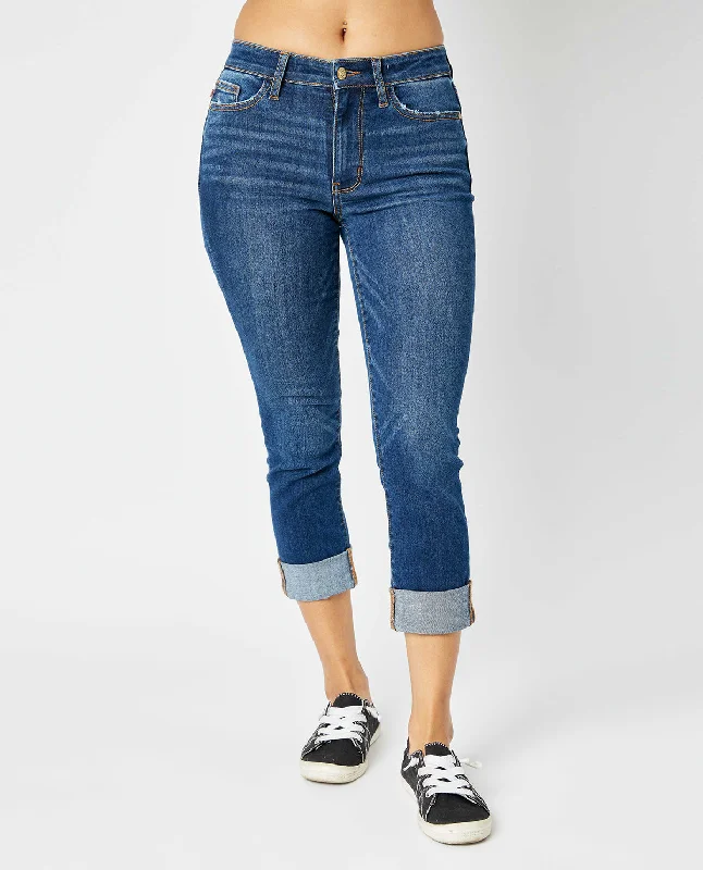 Women's on - sale casual pants Light - wash women jeans for a fresh and summery appearance Judy Blue Mid Rise Vintage Cuffed Capri Women's on - sale casual pants Light - wash women jeans for a fresh and summery appearance Judy Blue Mid Rise Vintage Cuffed Capri