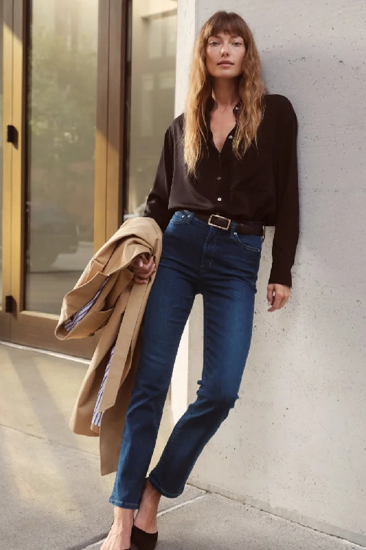Women's pants with thermal lining Wide - leg women jeans for a modern and relaxed vibe The Pop Women's pants with thermal lining Wide - leg women jeans for a modern and relaxed vibe The Pop