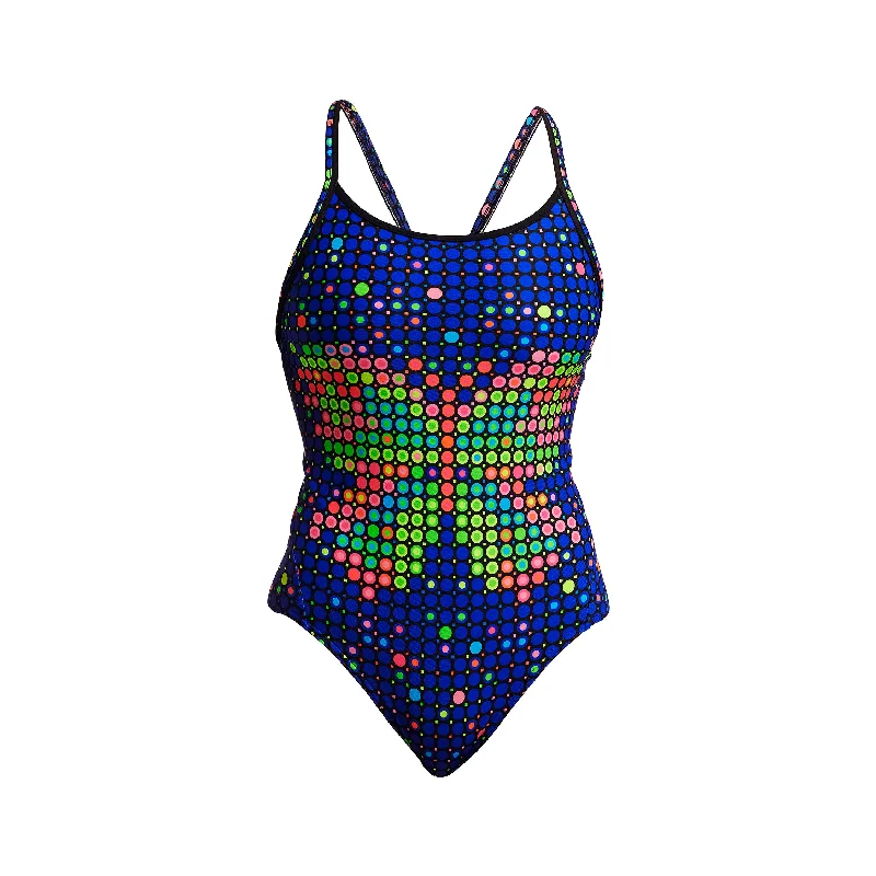 Ruched women swimwear with fabric gathers for a slimming effect B-Fly | Ladies Diamond Back One Piece Ruched women swimwear with fabric gathers for a slimming effect B-Fly | Ladies Diamond Back One Piece