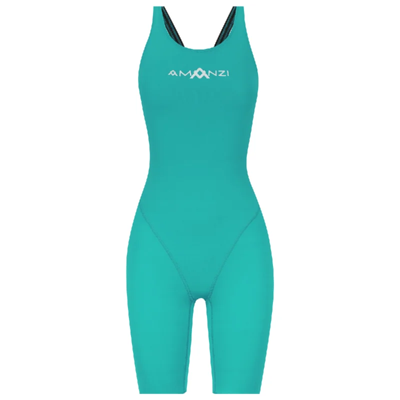 High - waisted women swimwear for a retro and flattering look Capri Kneelength | AMANZI Kneelength High - waisted women swimwear for a retro and flattering look Capri Kneelength | AMANZI Kneelength