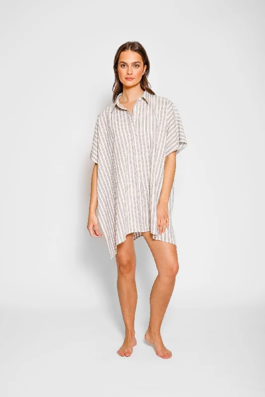 Belted cover ups for a more structured and fashionable look Casablanca Big Shirt Cover Up Belted cover ups for a more structured and fashionable look Casablanca Big Shirt Cover Up
