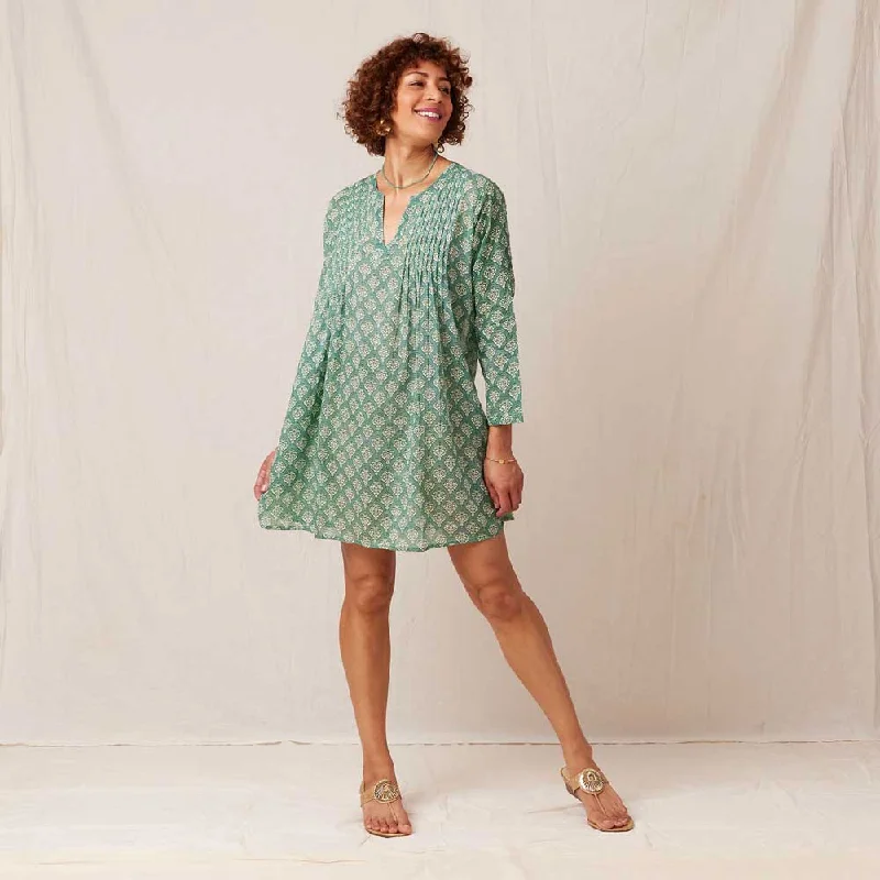 Sustainable organic cotton cover ups for eco - conscious beach lovers Fifer Blue Green blu Cotton Pintuck Beach Coverup Sustainable organic cotton cover ups for eco - conscious beach lovers Fifer Blue Green blu Cotton Pintuck Beach Coverup