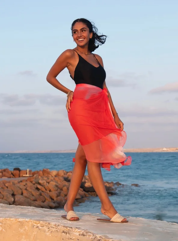 Kimono - style cover ups for an Asian - inspired beach look Tinto de Verano Mesh Cover Up Kimono - style cover ups for an Asian - inspired beach look Tinto de Verano Mesh Cover Up