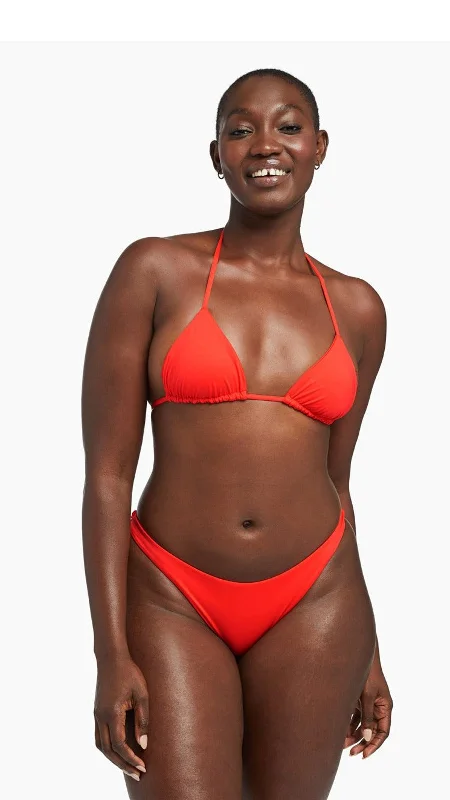 Long - sleeve women swimwear for extra sun protection and modesty Vitamin A Gia Triangle Top California High Leg Bottom - Poppy Ecolux Long - sleeve women swimwear for extra sun protection and modesty Vitamin A Gia Triangle Top California High Leg Bottom - Poppy Ecolux